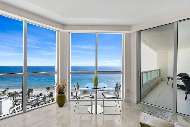 Las Olas Beach Club #1702 image #7