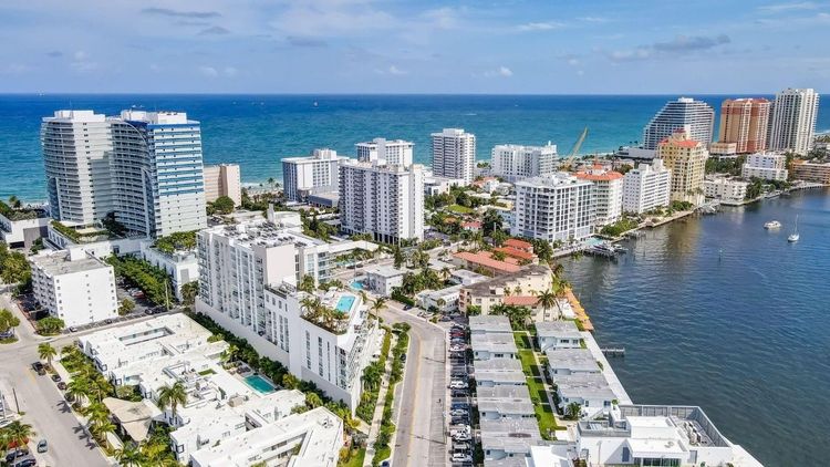 Tiffany House #1103 image #34