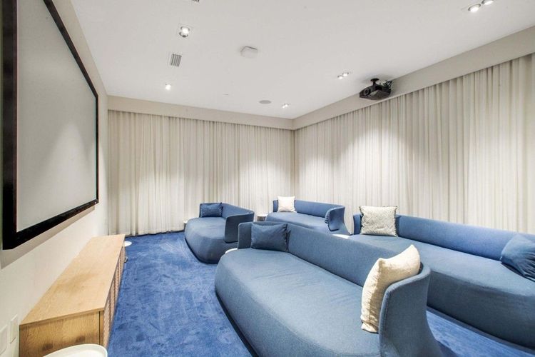 Tiffany House #1103 image #42