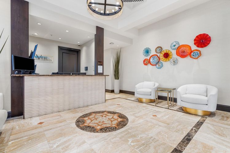 The Vue #302 image #6