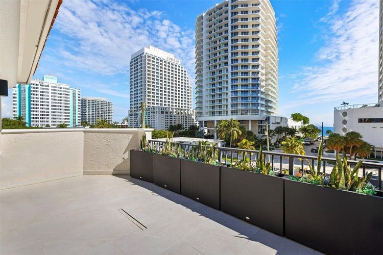 Marbella Townhomes #F10536135 image #15