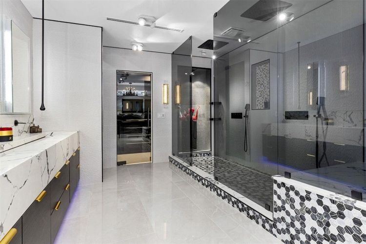 Marbella Townhomes #F10536135 image #32