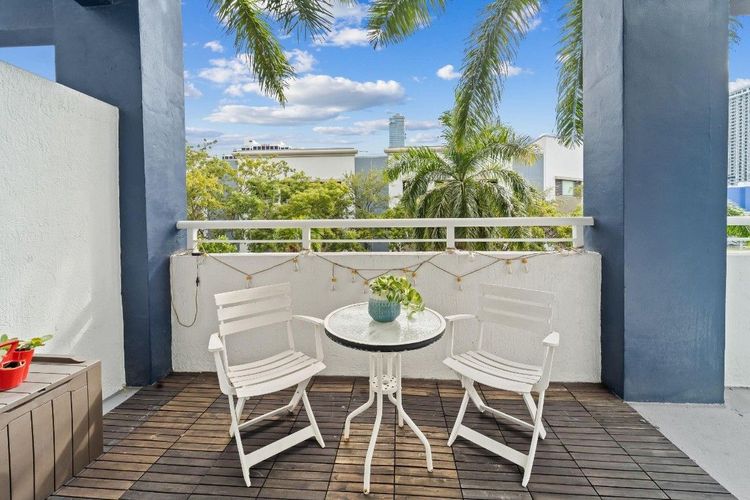 1800 Biscayne Plaza #202 image #10