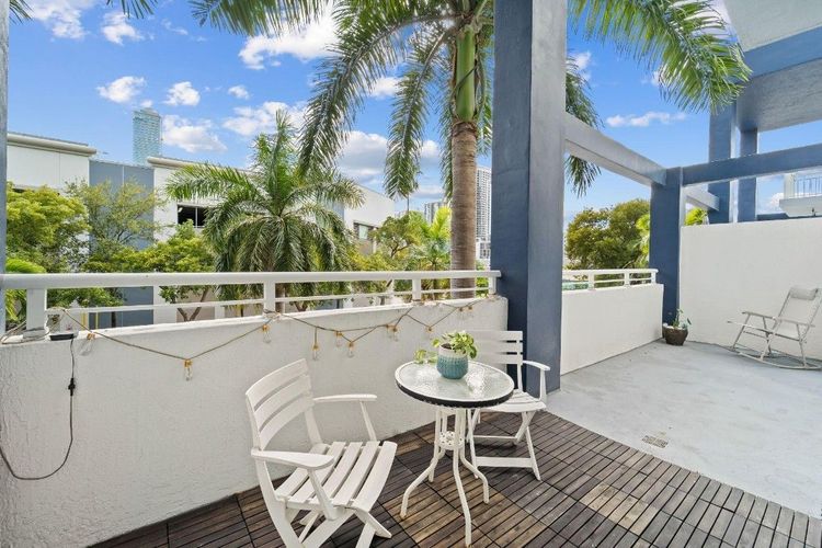 1800 Biscayne Plaza #202 image #11