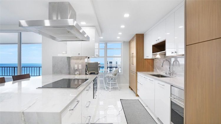 Plaza South #PH-H image #11