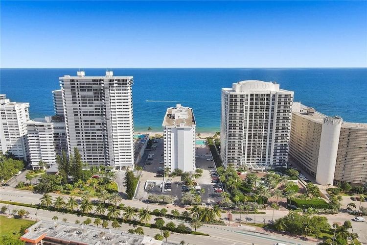 Galt Towers #7N image #41