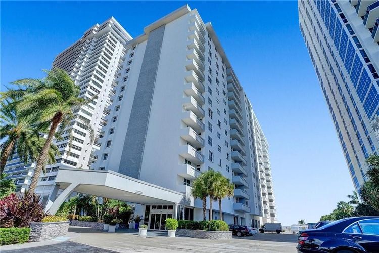 Galt Towers #7N image #57