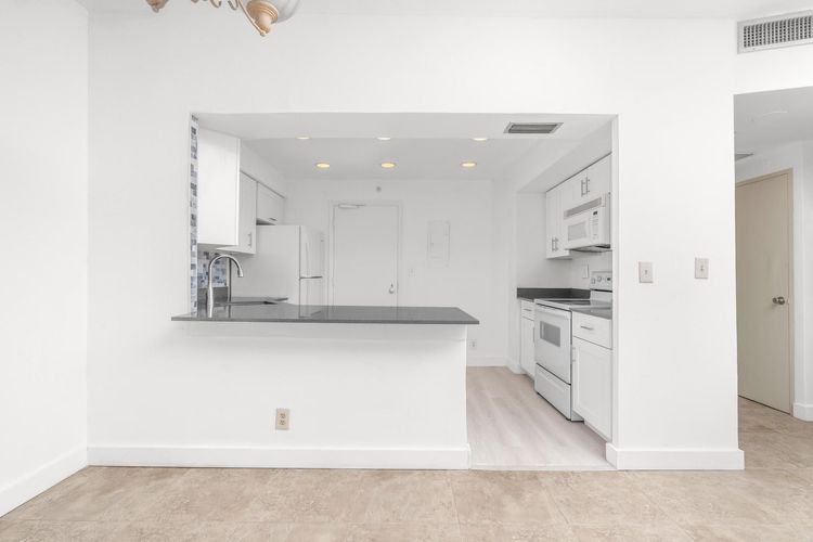 Coral Ridge Towers South #1714 image #14