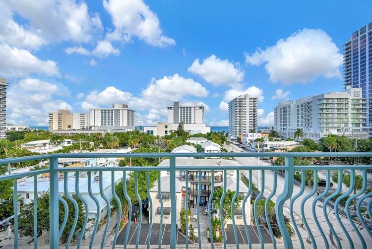 Birch Pointe #6S image #10