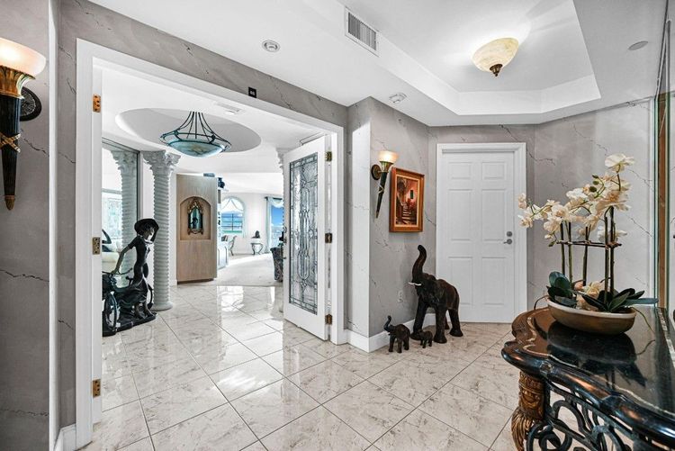 Birch Pointe #6S image #17