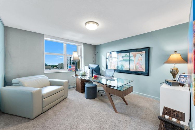 Americas On The Park #1501 image #14