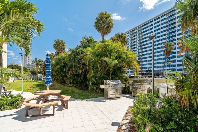 Coral Ridge Towers North #1117 image #16