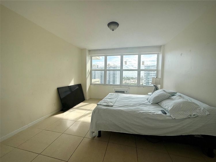 Coral Ridge Towers North #1117 image #9