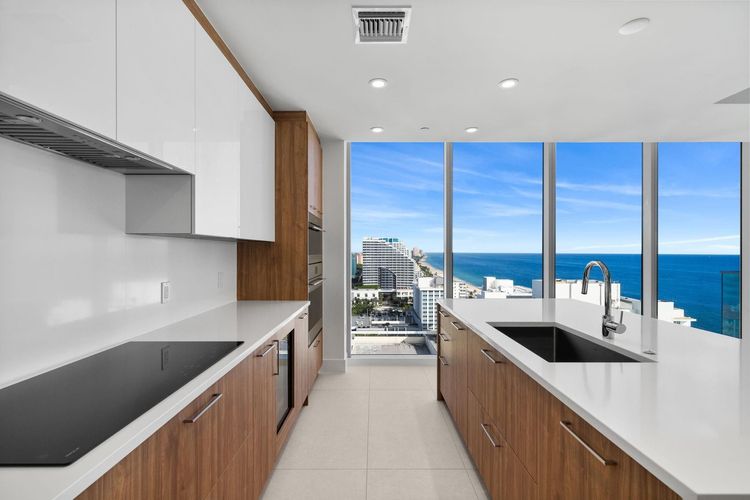 Selene Oceanfront Residences #1804-E image #6