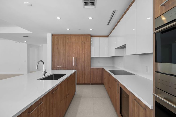 Selene Oceanfront Residences #1804-E image #7