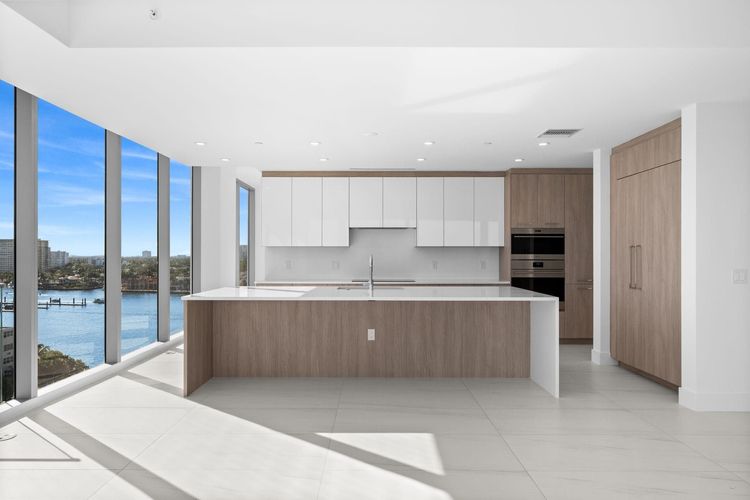 Selene Oceanfront Residences #802-S image #16