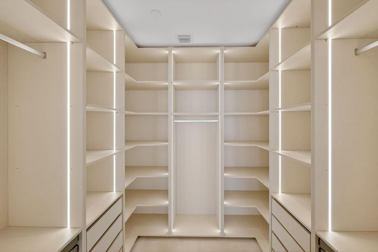 Aria Reserve South Tower #1807 image #18