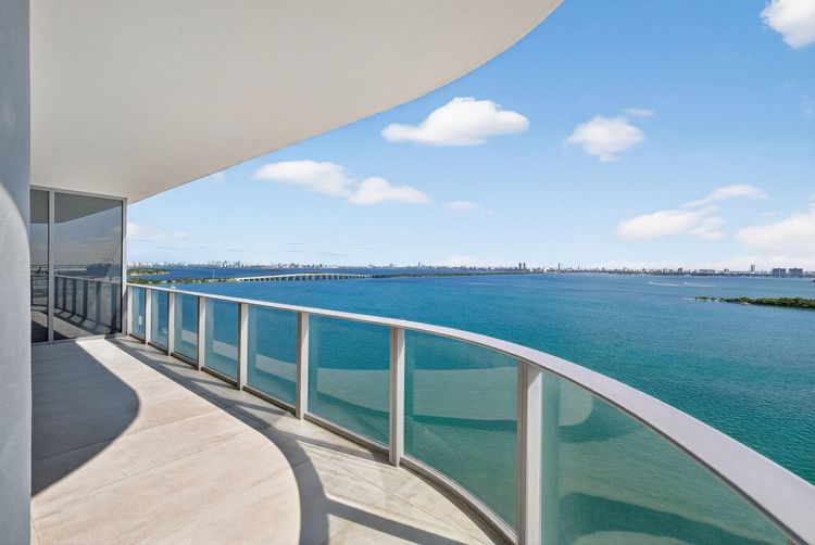 Aria Reserve South Tower #1807 image #25