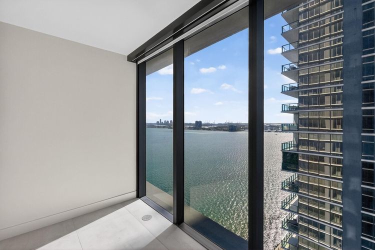 Aria Reserve South Tower #1807 image #32