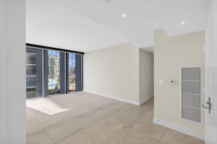 Aria Reserve South Tower #1807 image #34