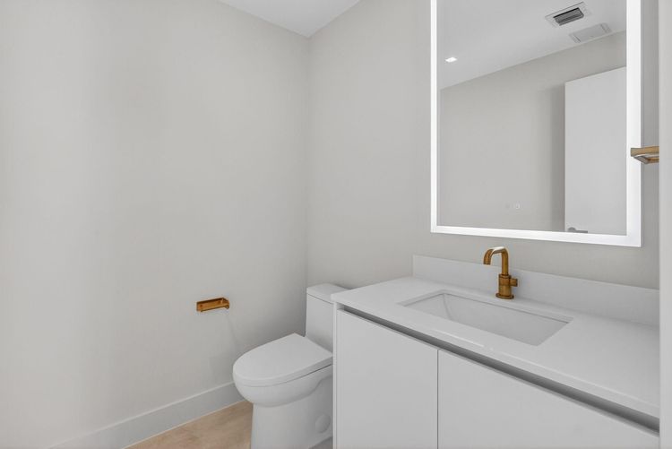 Aria Reserve South Tower #1807 image #35