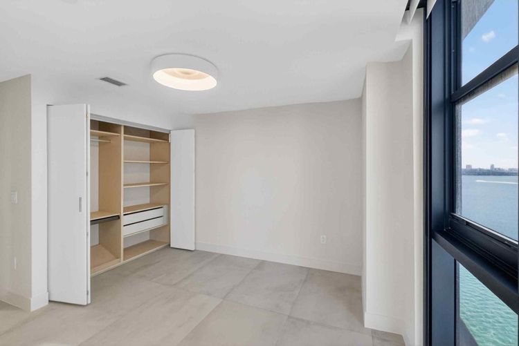 Aria Reserve South Tower #1807 image #38