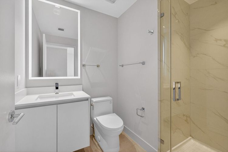 Aria Reserve South Tower #1807 image #48