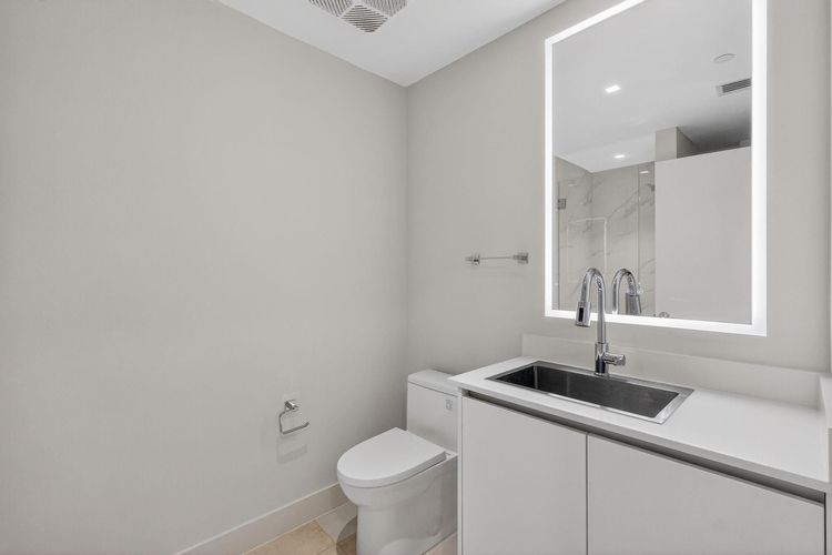 Aria Reserve South Tower #1807 image #55