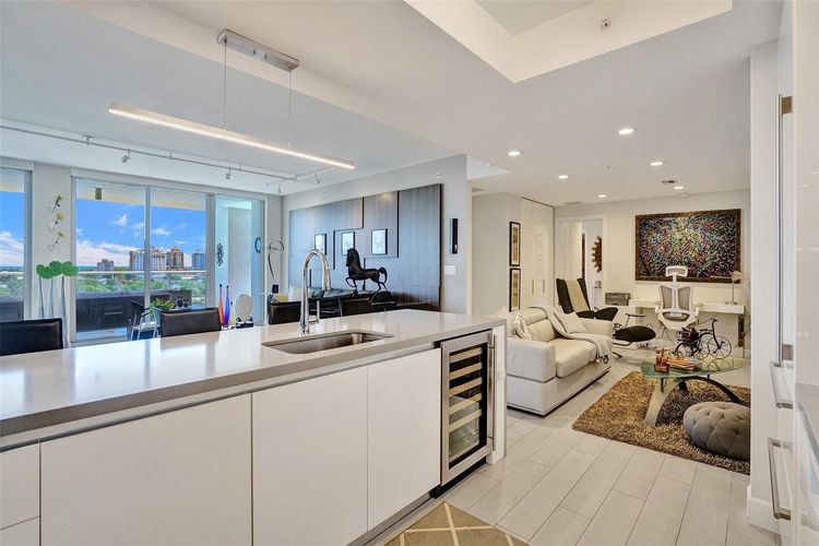 Riva Fort Lauderdale #804 image #29