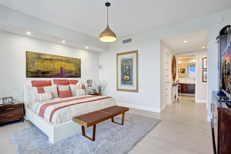 Riva Fort Lauderdale #804 image #35