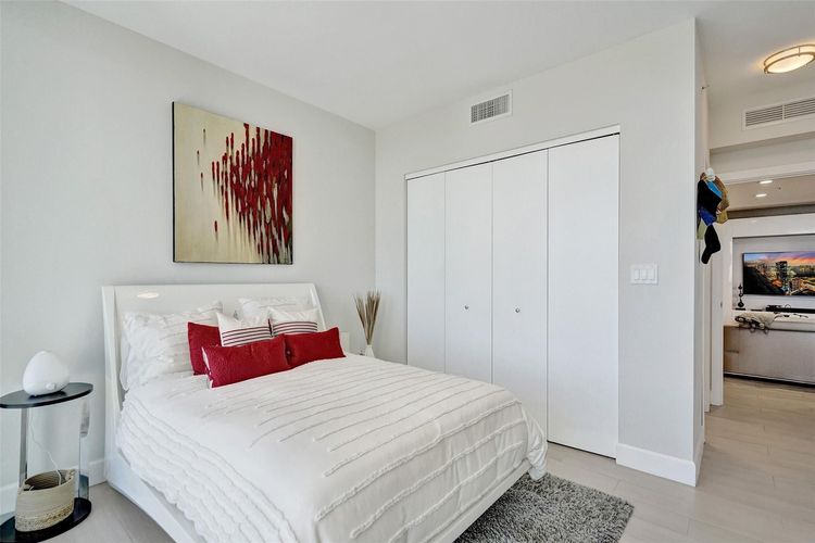 Riva Fort Lauderdale #804 image #42