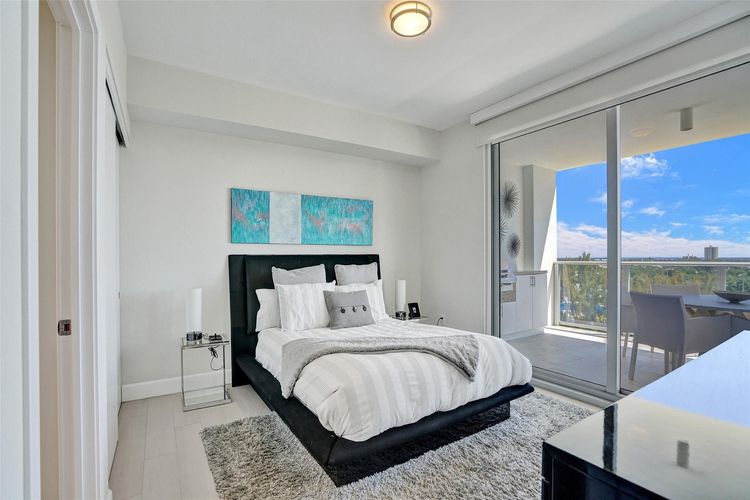 Riva Fort Lauderdale #804 image #45