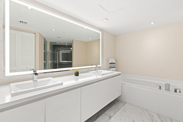 Paramount Fort Lauderdale #112 image #16