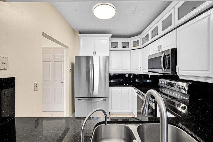 The Tides at Bridgeside Square #805 image #11