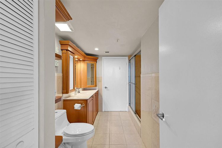 The Tides at Bridgeside Square #805 image #8