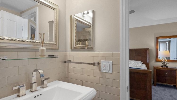 Sunrise Tower #6F image #26