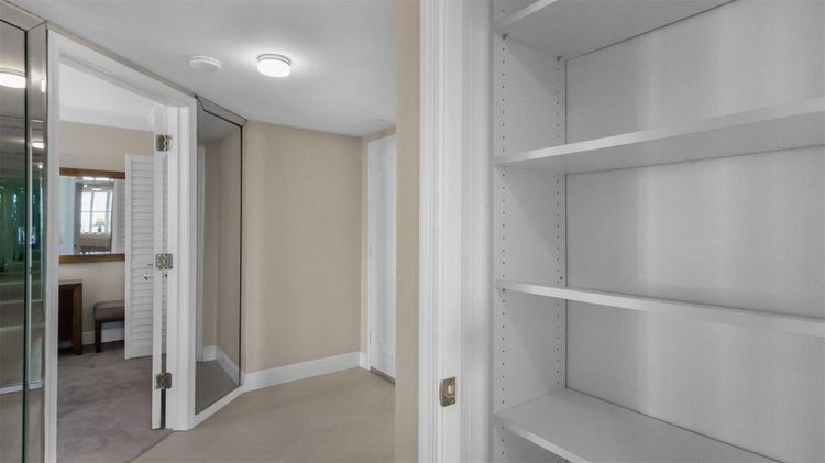 Sunrise Tower #6F image #28