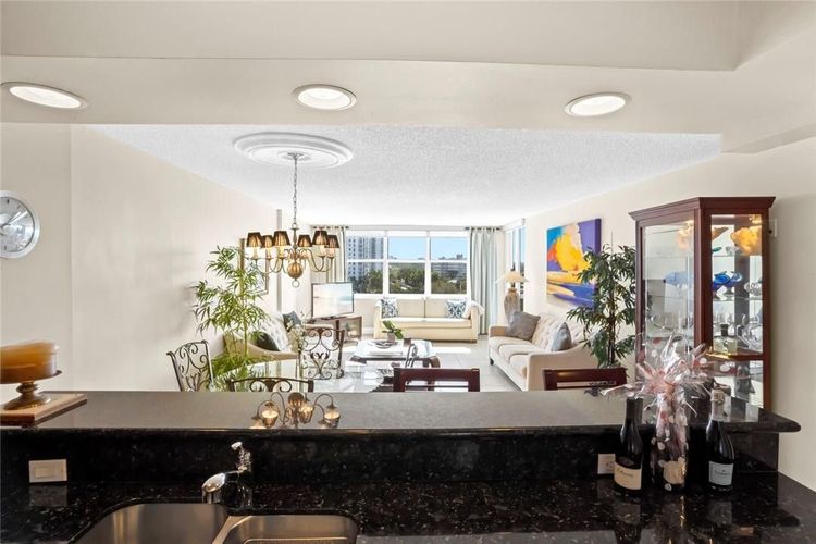 Berkley South #7K image #7