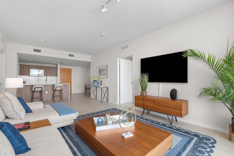 Tiffany House #1102 image #13