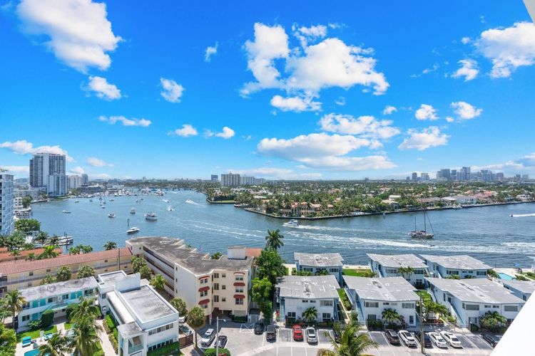 Tiffany House #1102 image #25