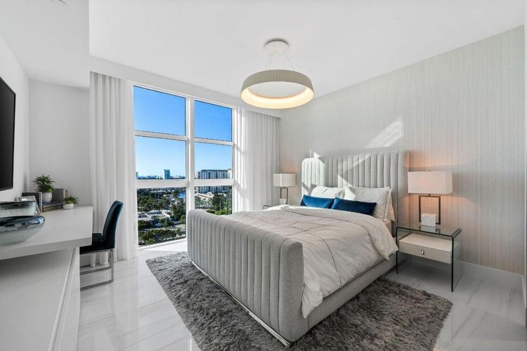 Las Olas Beach Club #1201 image #25