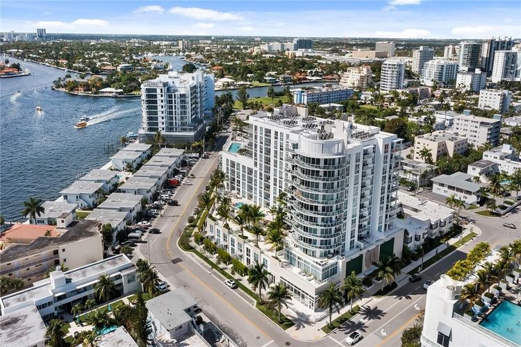 Tiffany House #411 image #27