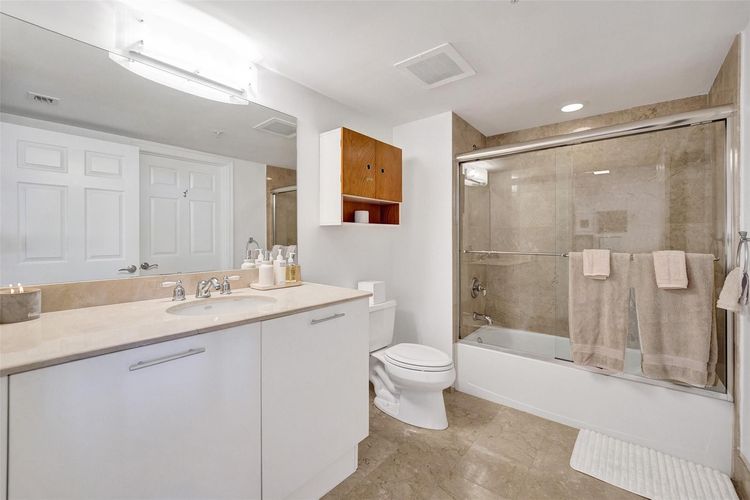 The Vue #1406N image #51