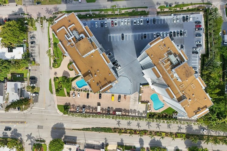 Embassy Towers #4C image #36