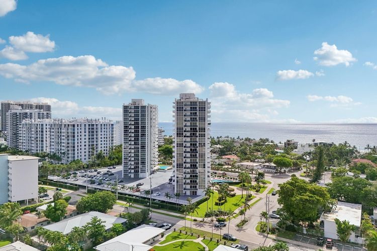 Embassy Towers #4C image #39