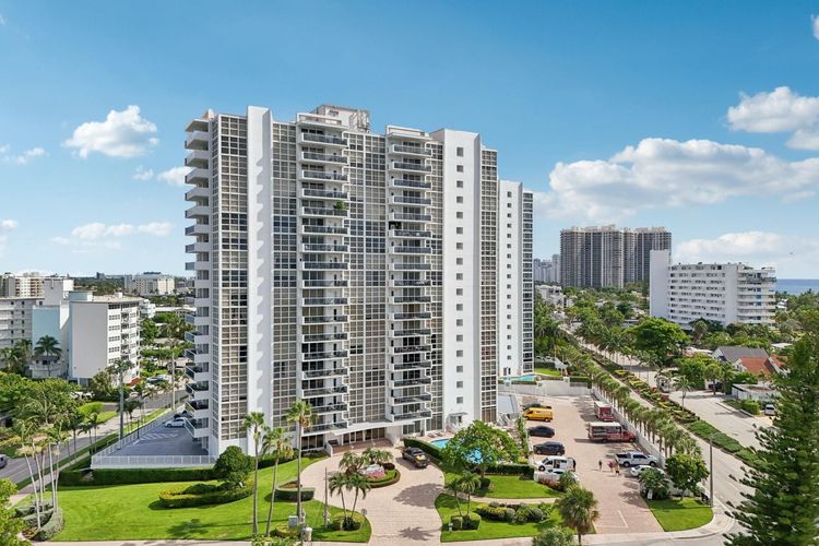 Embassy Towers #4C image #42