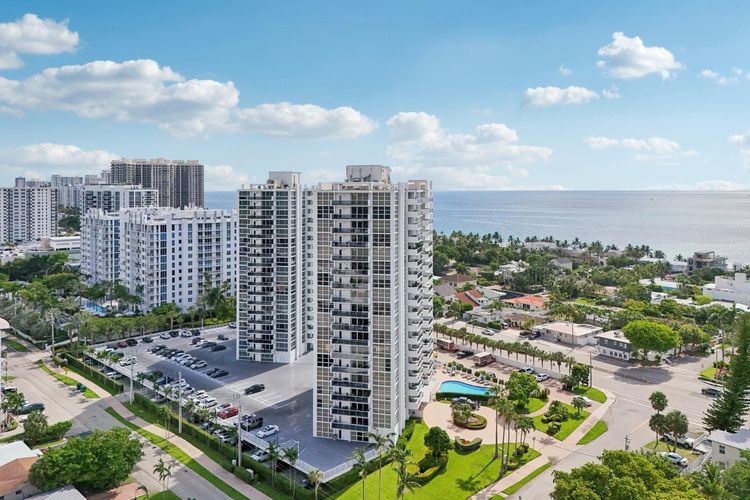 Embassy Towers #4C image #48