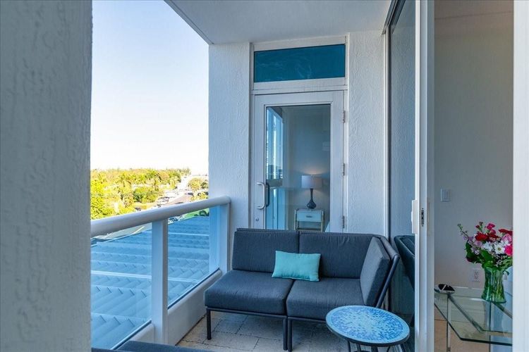 La Rive #506 image #18