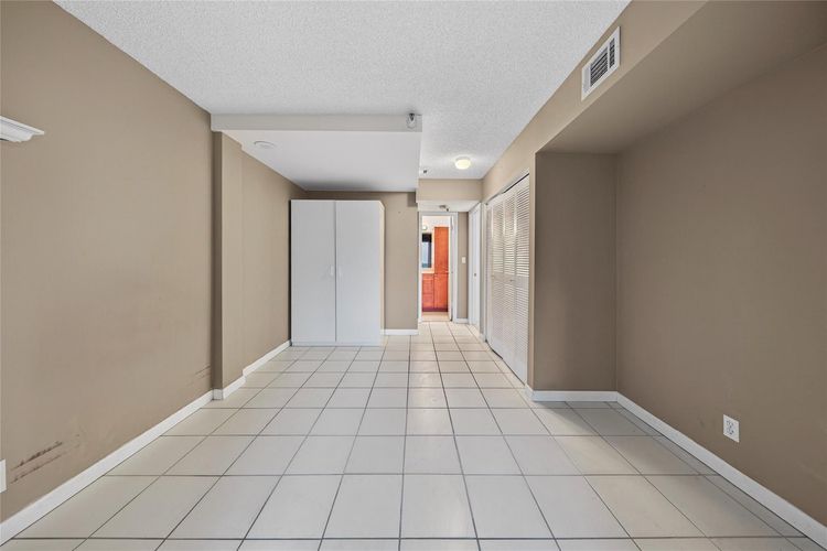 Leisure Towers #203 image #16