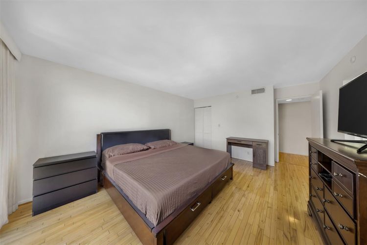 Biscayne Cove #804 image #19